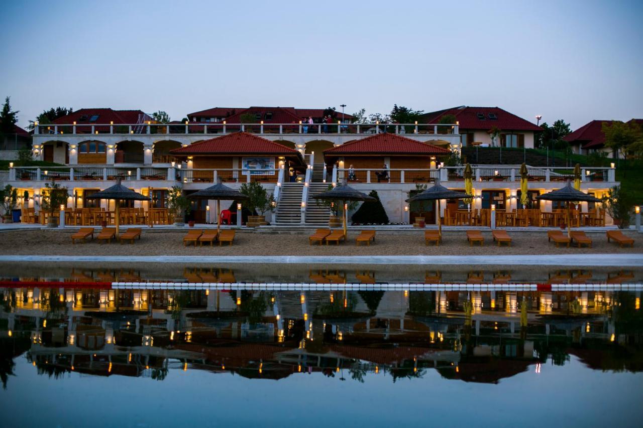 Egri Korona Borhaz Es Wellness Hotel Demjén Exterior foto