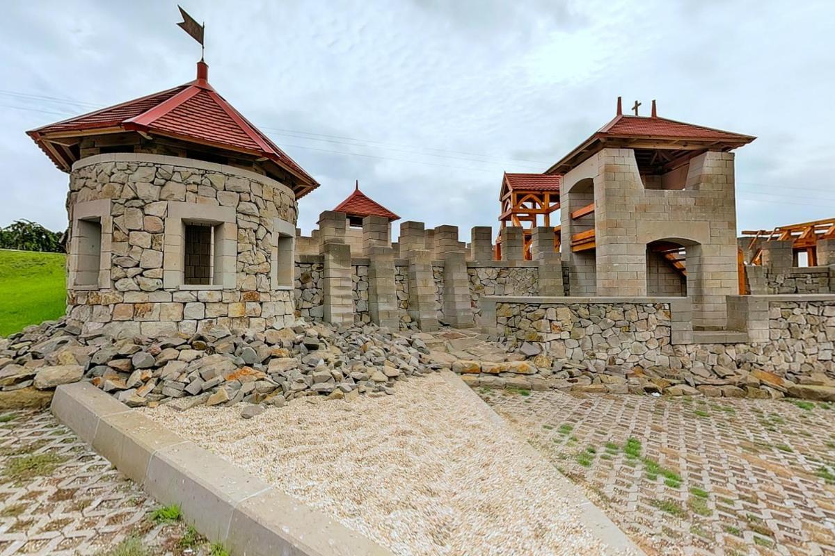 Egri Korona Borhaz Es Wellness Hotel Demjén Exterior foto